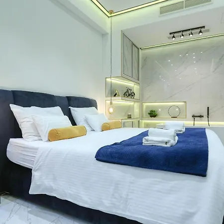 Rino Luxury 자다르
