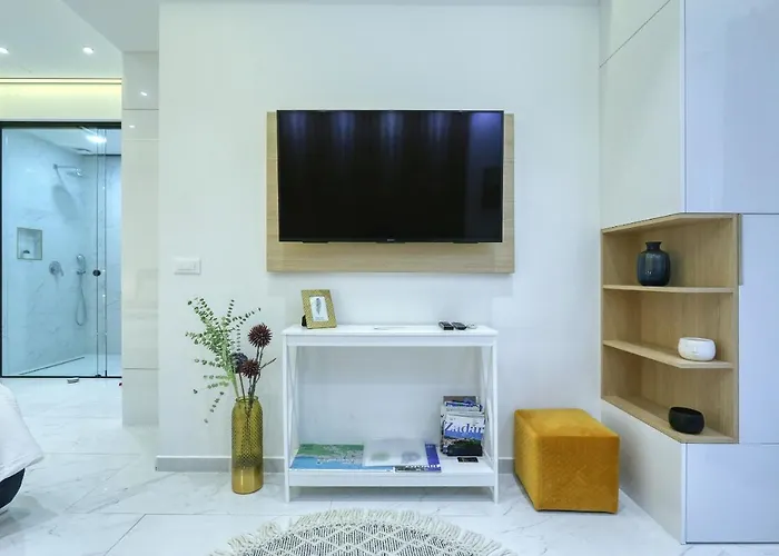 Rino Luxury Задар