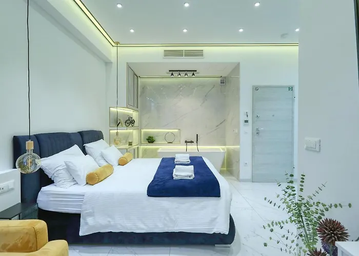 Rino Luxury